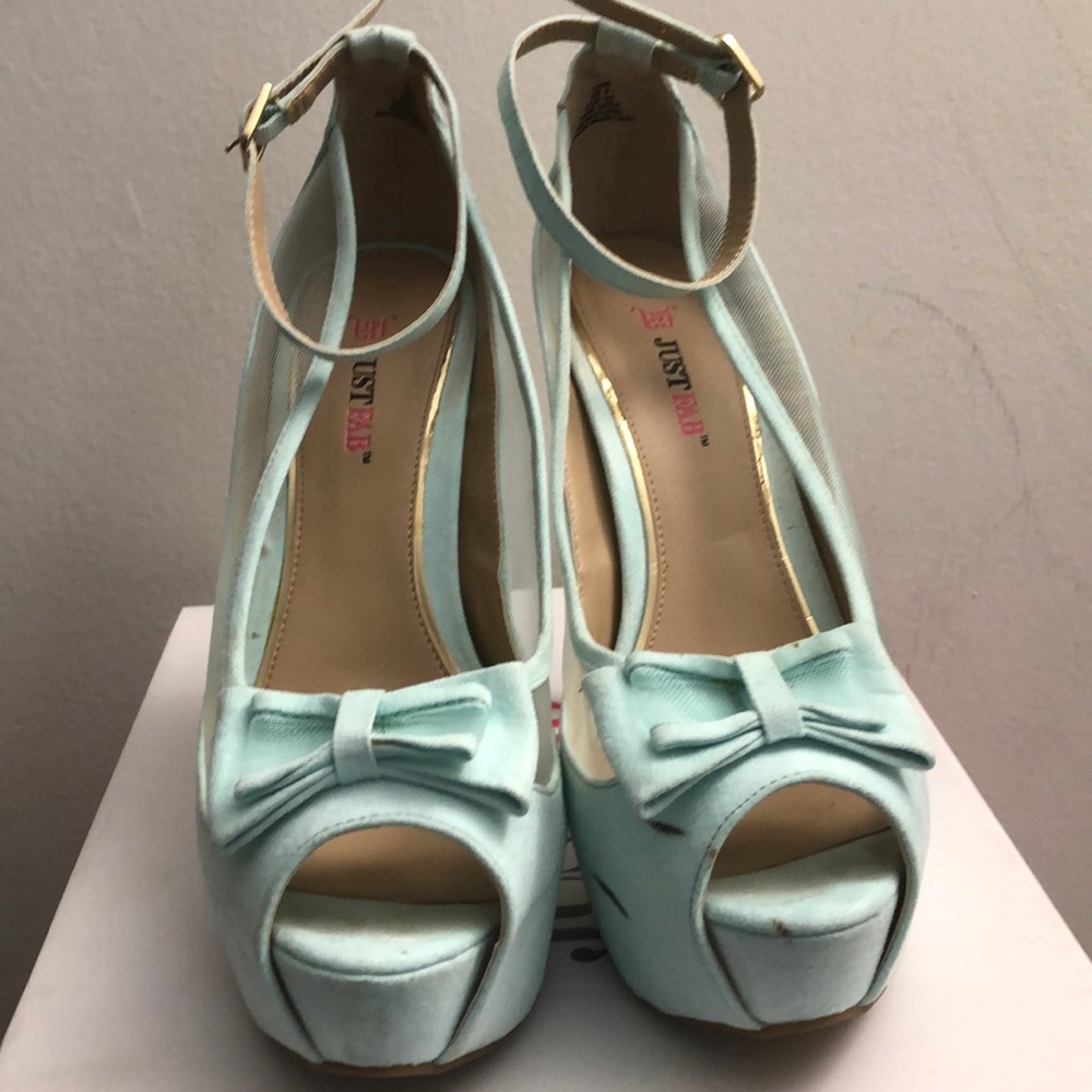 Justfab heels pale blue size9 in used condition.